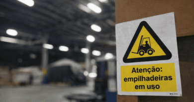 Como preparar o ambiente de trabalho para o uso de empilhadeiras elétricas